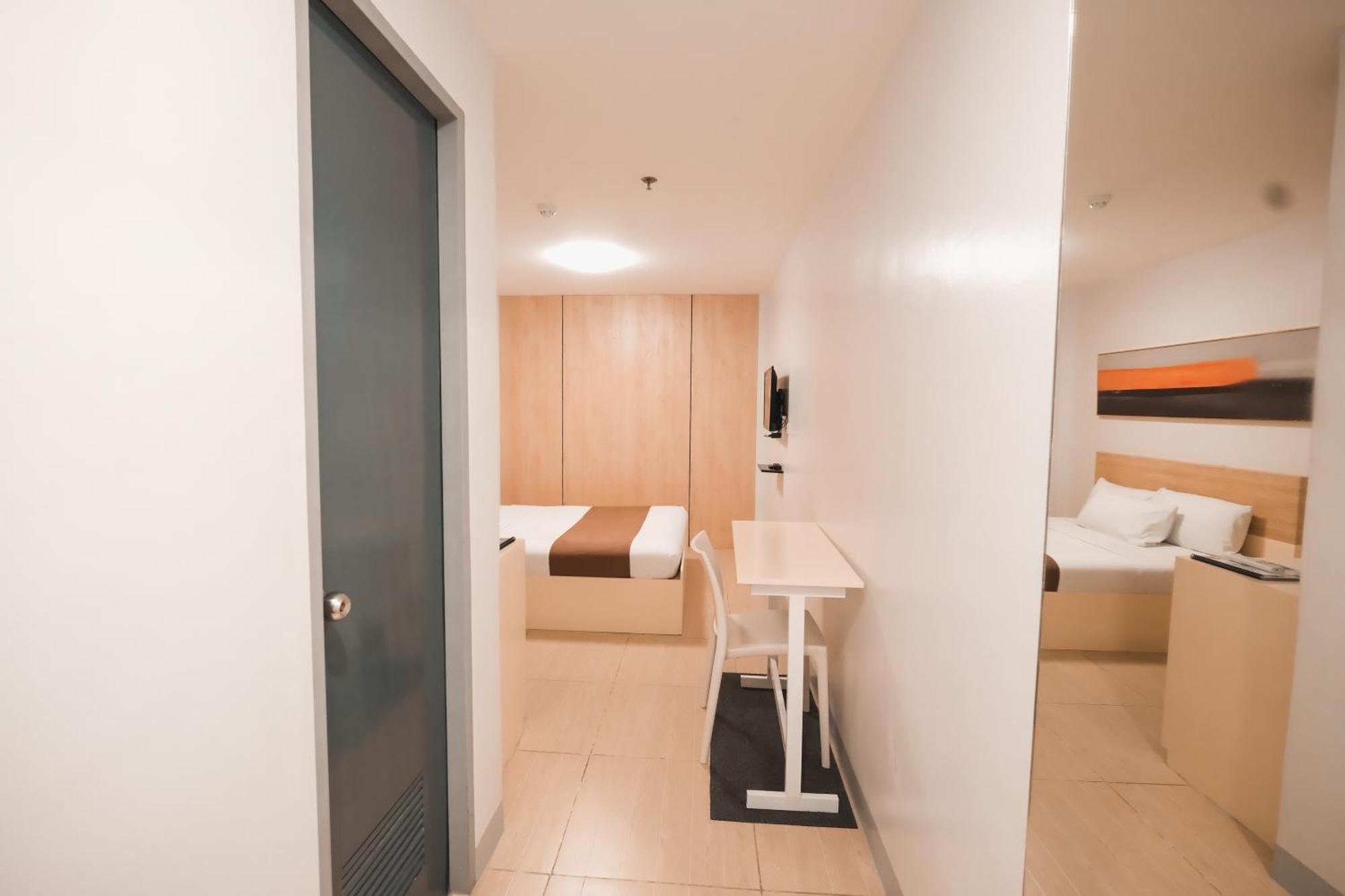 Rosey Hotel Cabanatuan City Buitenkant foto