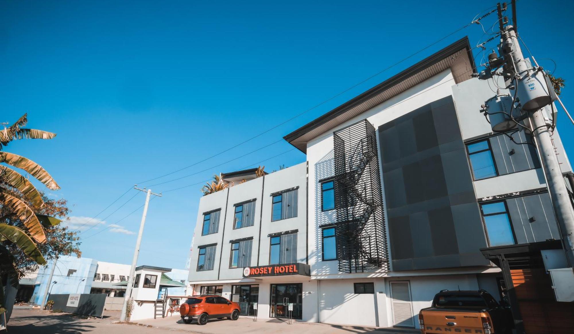 Rosey Hotel Cabanatuan City Buitenkant foto